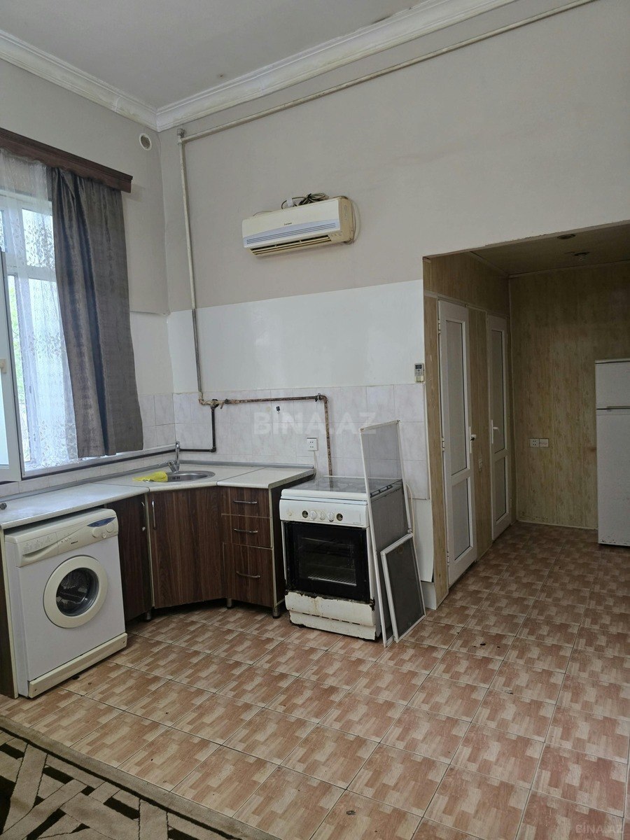 3 otaqlı Köhnə tikili, Yasamal r., Bakı