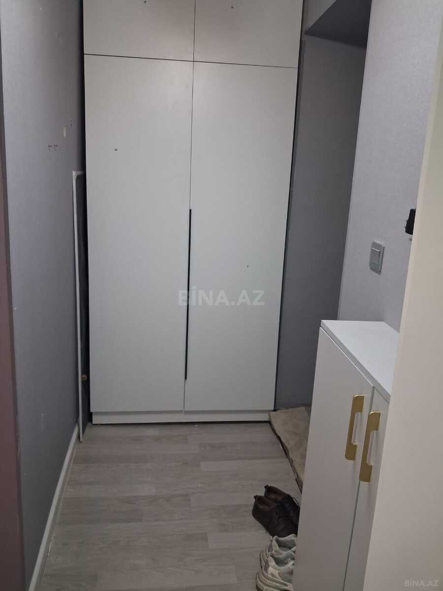 2 otaqlı Köhnə tikili, Elmlər Akademiyası m., Bakı