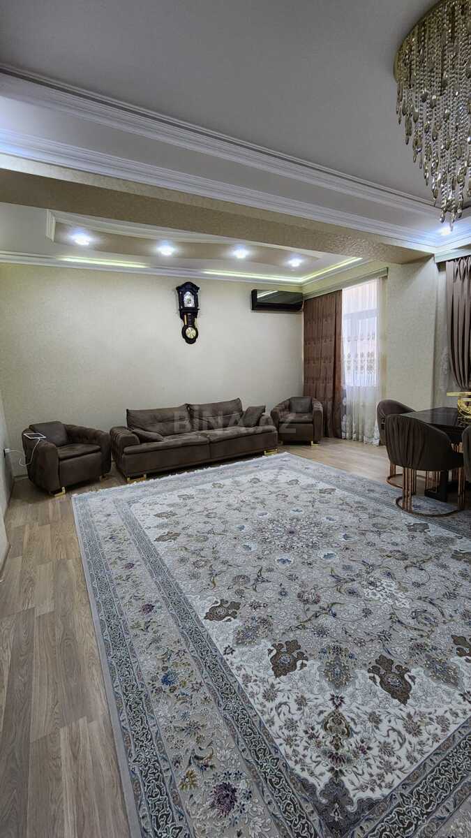 4 otaqlı Yeni tikili, İnşaatçılar m., Bakı