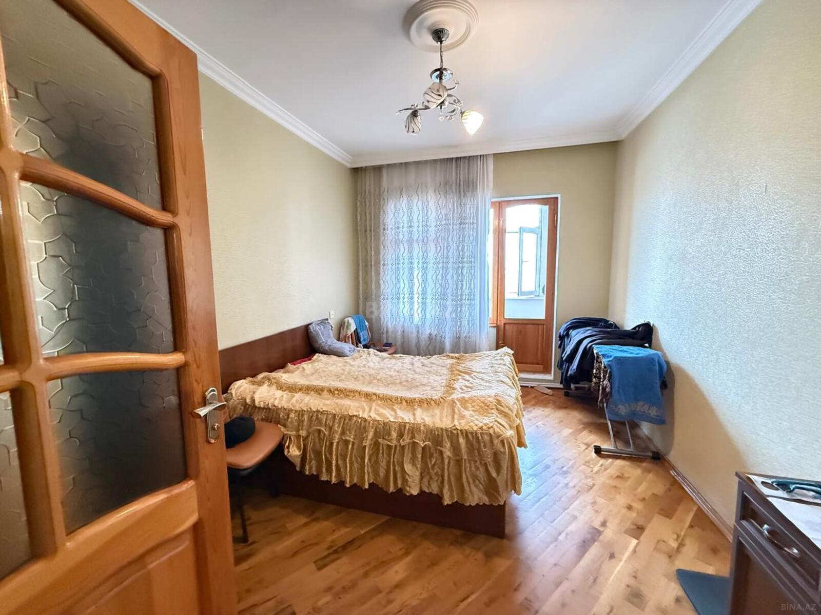3 otaqlı Köhnə tikili, 8-ci kilometr q., Bakı