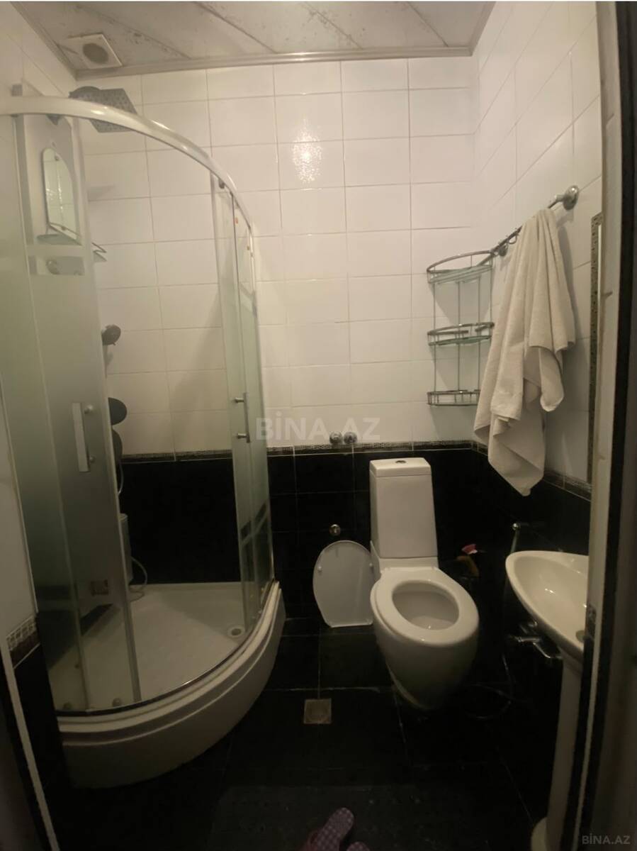 4 otaqlı Köhnə tikili, Bayıl q., Bakı