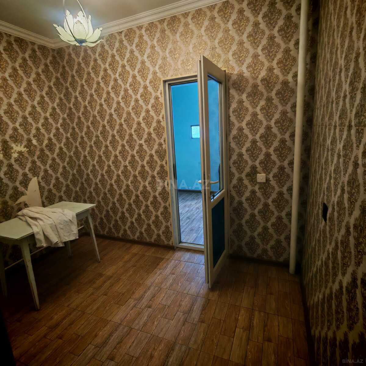 3 otaqlı Köhnə tikili, Əhmədli m., Bakı