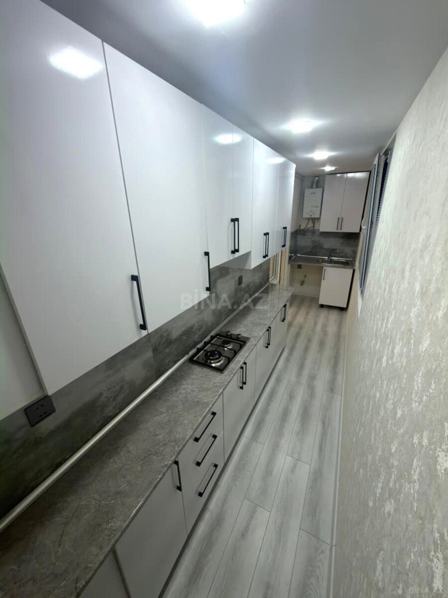 3 otaqlı Köhnə tikili, Həzi Aslanov m., Bakı