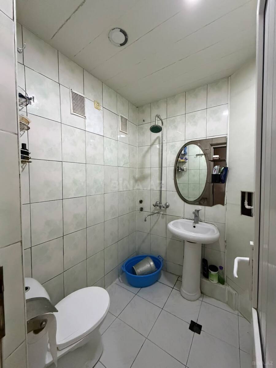 3 otaqlı Köhnə tikili, Badamdar q., Bakı