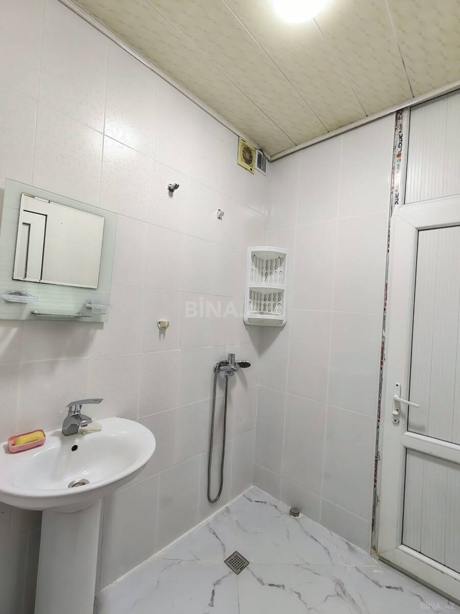 2 otaqlı Köhnə tikili, Memar Əcəmi m., Bakı