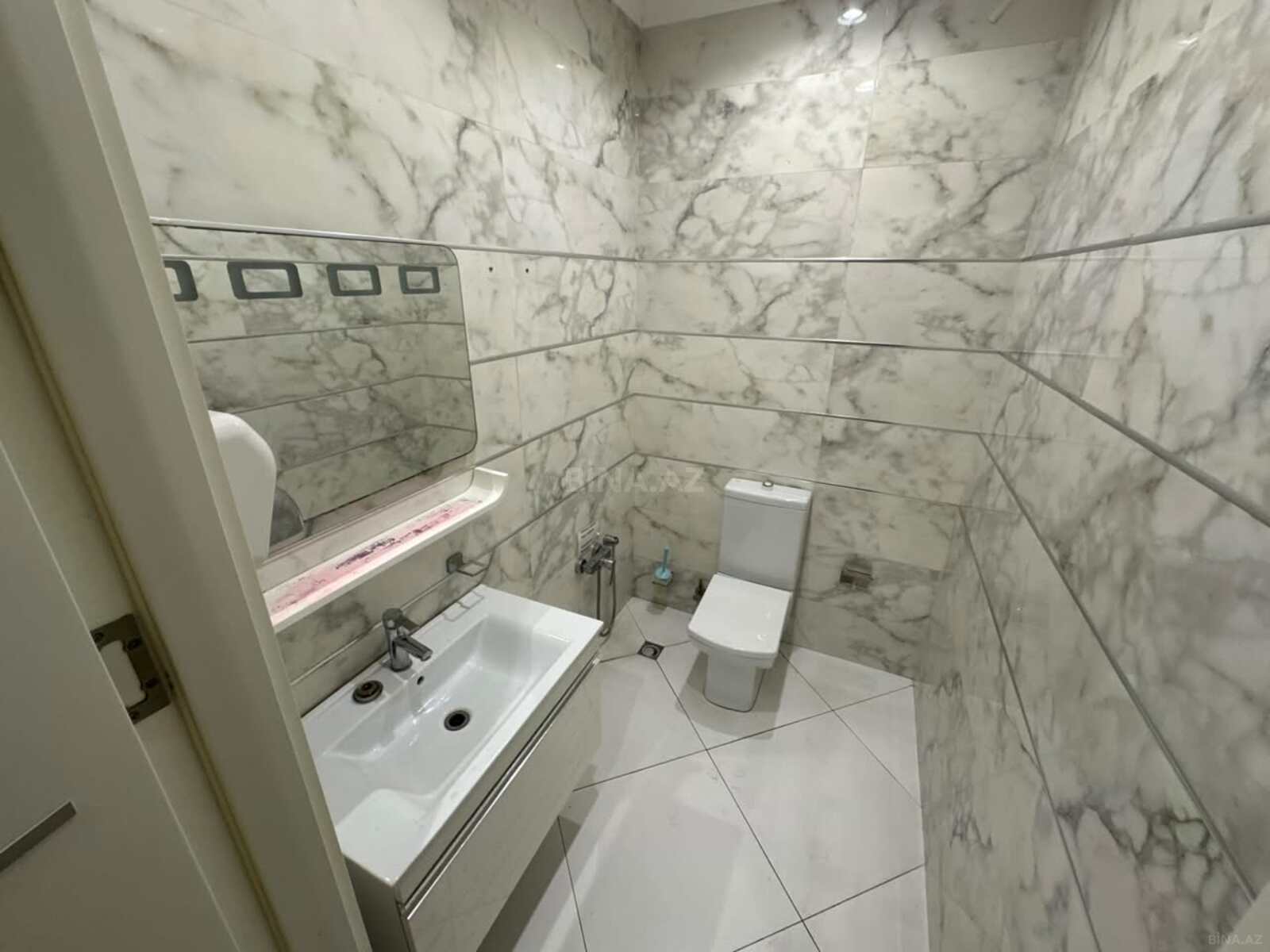 4 otaqlı Ofis, Bakmil m., Bakı