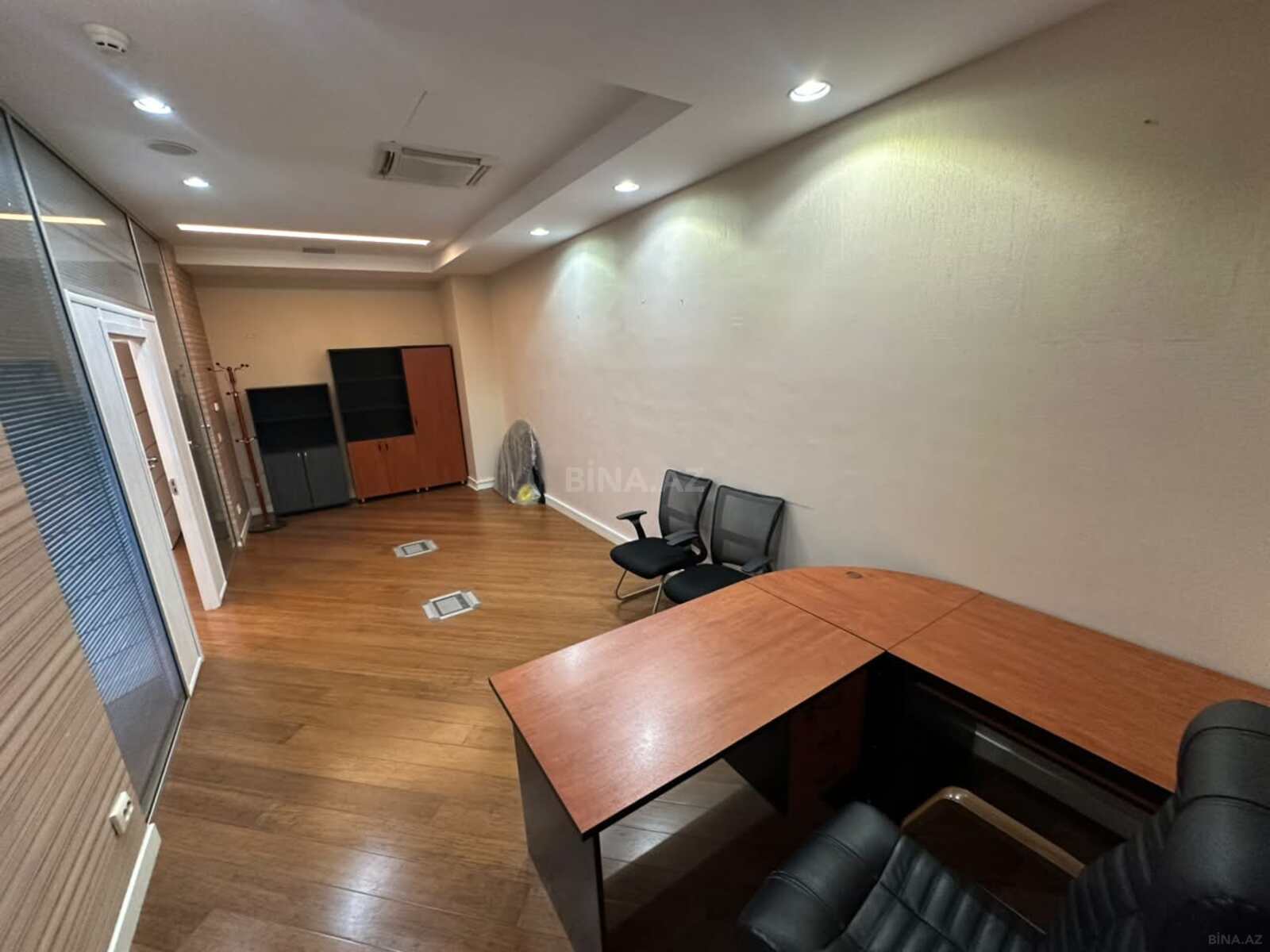 4 otaqlı Ofis, Bakmil m., Bakı