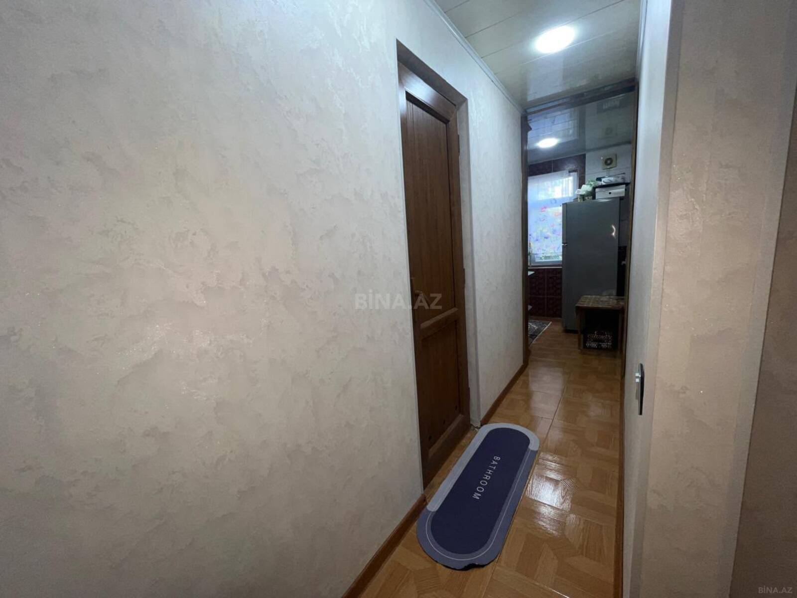 4 otaqlı Köhnə tikili, Neftçilər m., Bakı