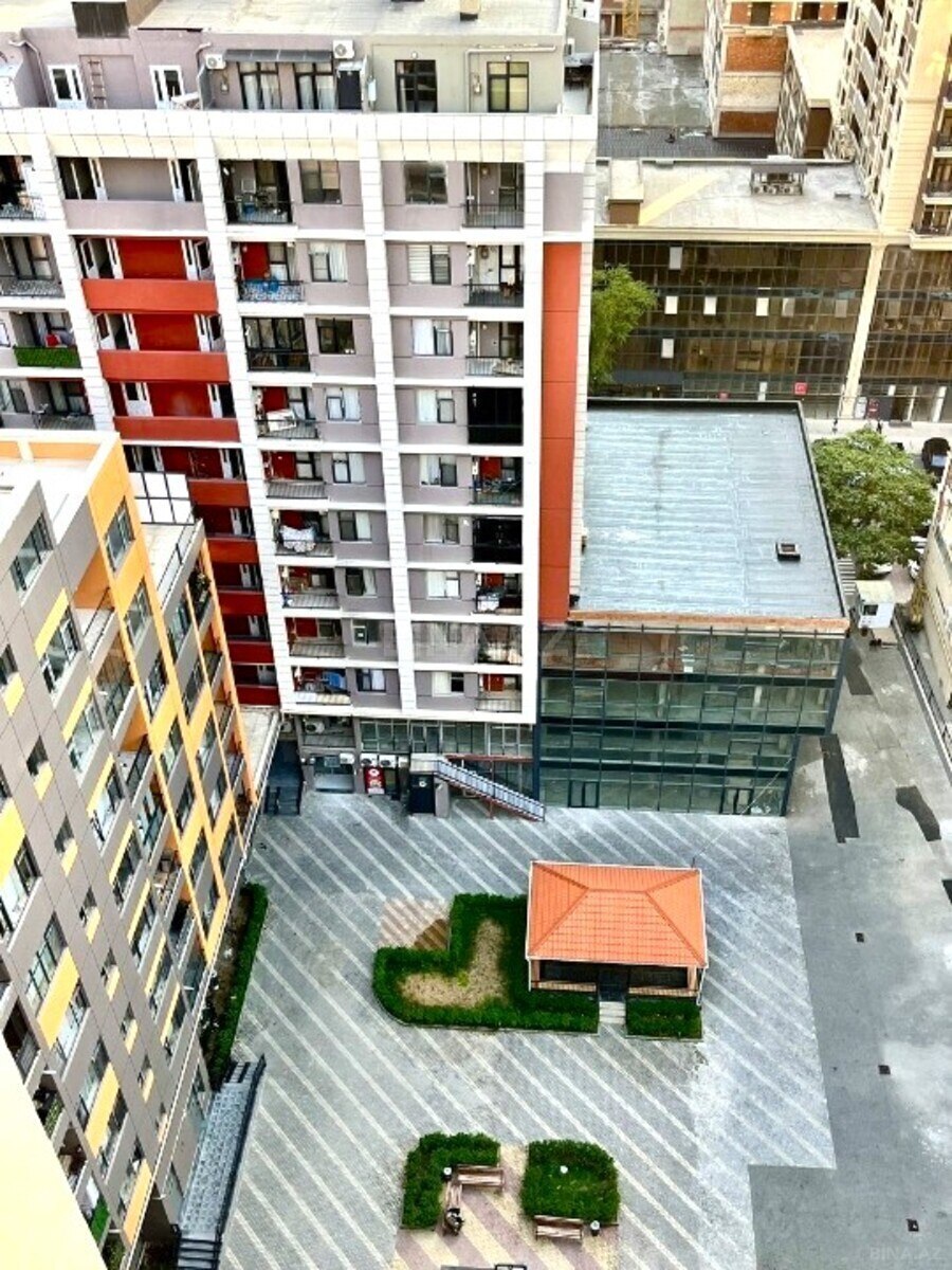 3 otaqlı Yeni tikili, 28 May m., Bakı