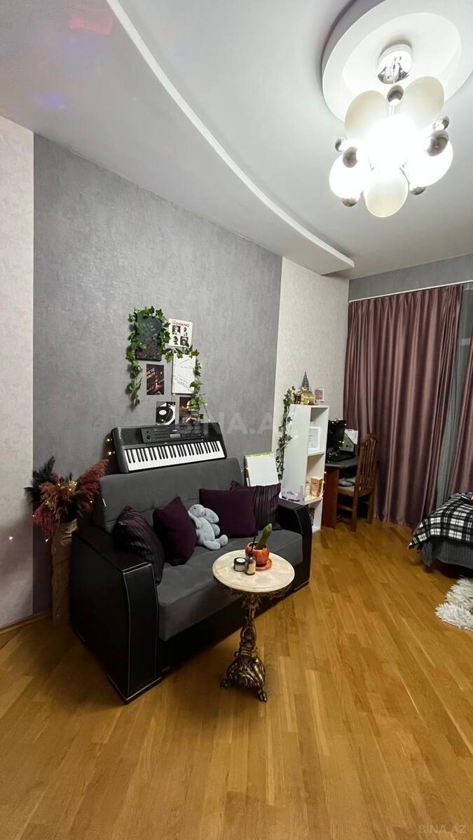 3 otaqlı Yeni tikili, İnşaatçılar m., Bakı