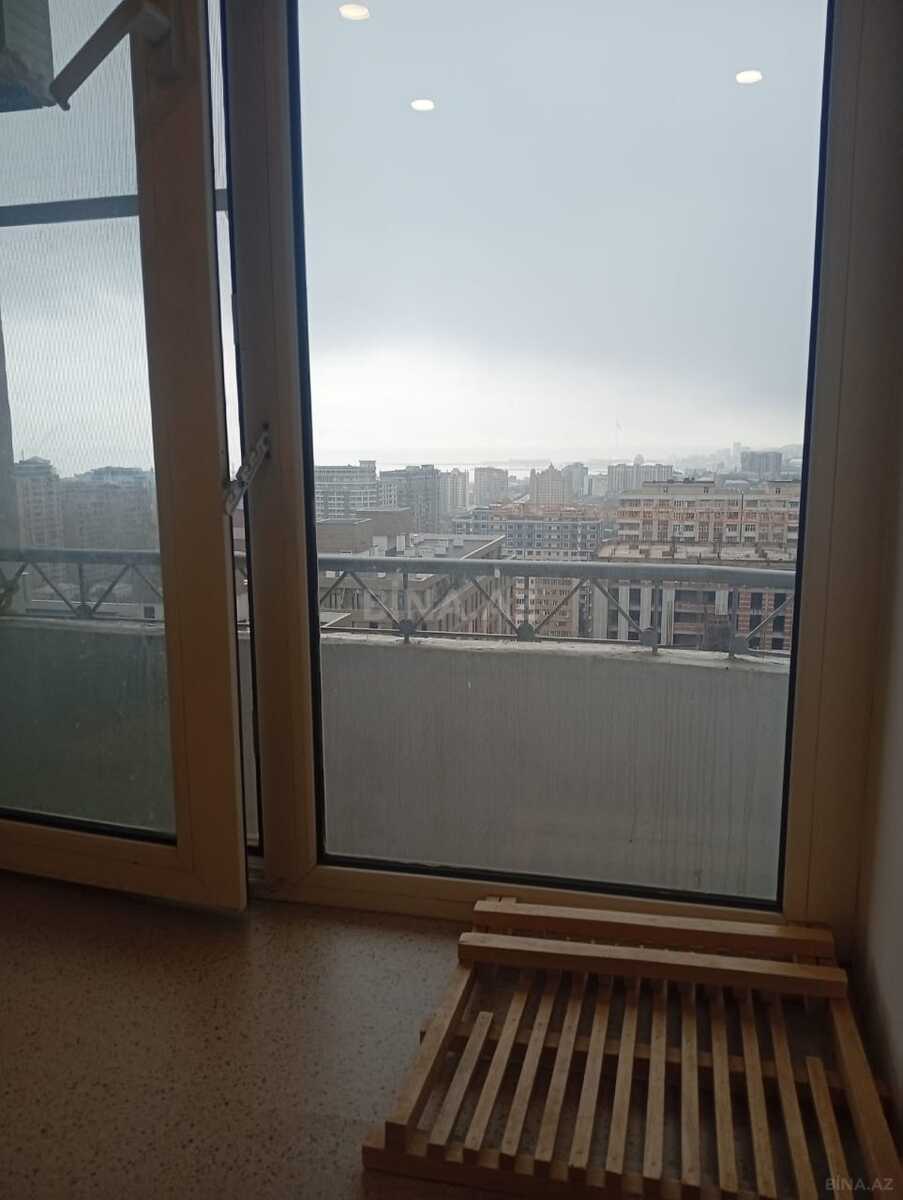 3 otaqlı Yeni tikili, Nizami m., Bakı