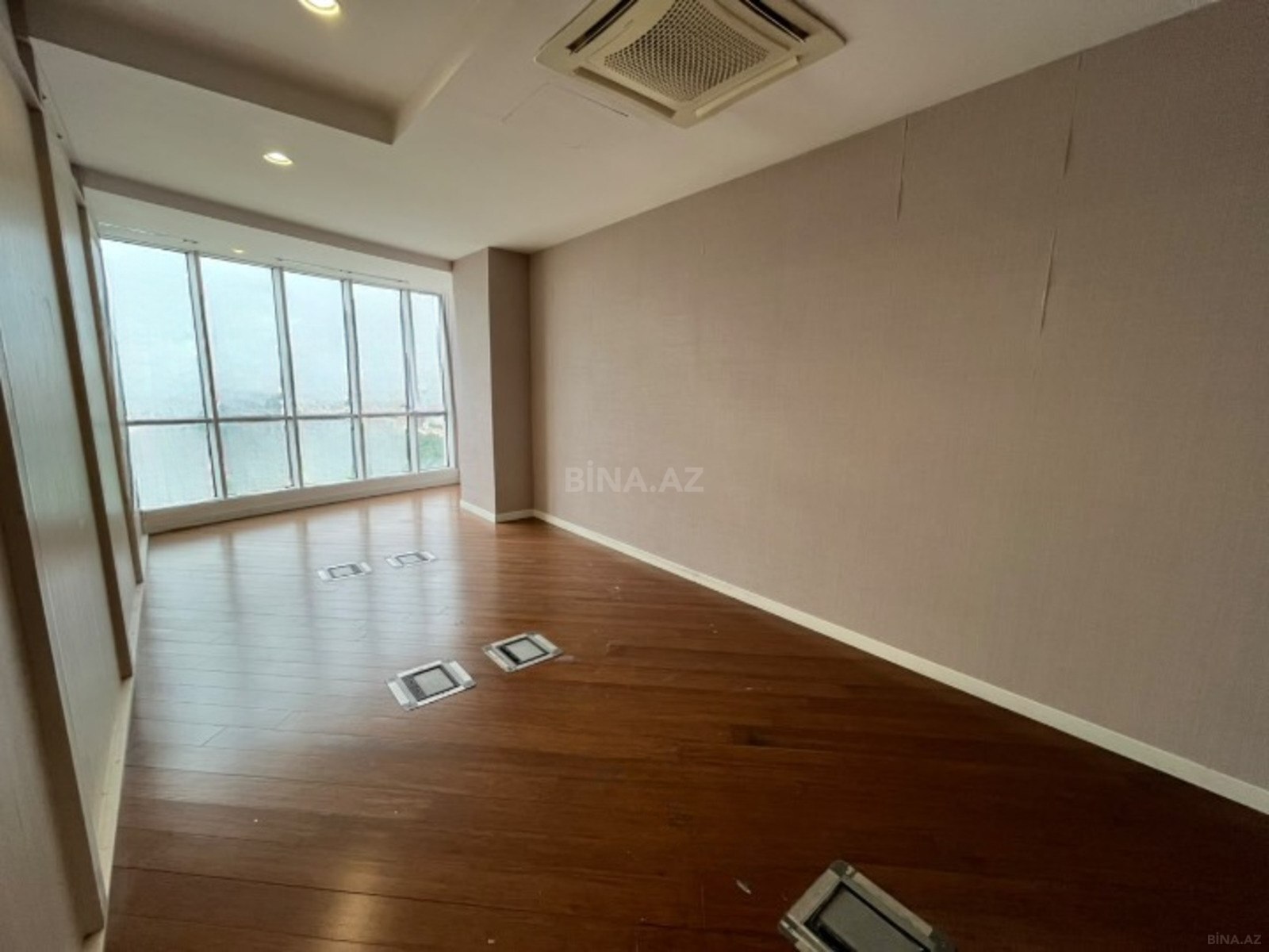 6 otaqlı Ofis, Bakmil m., Bakı