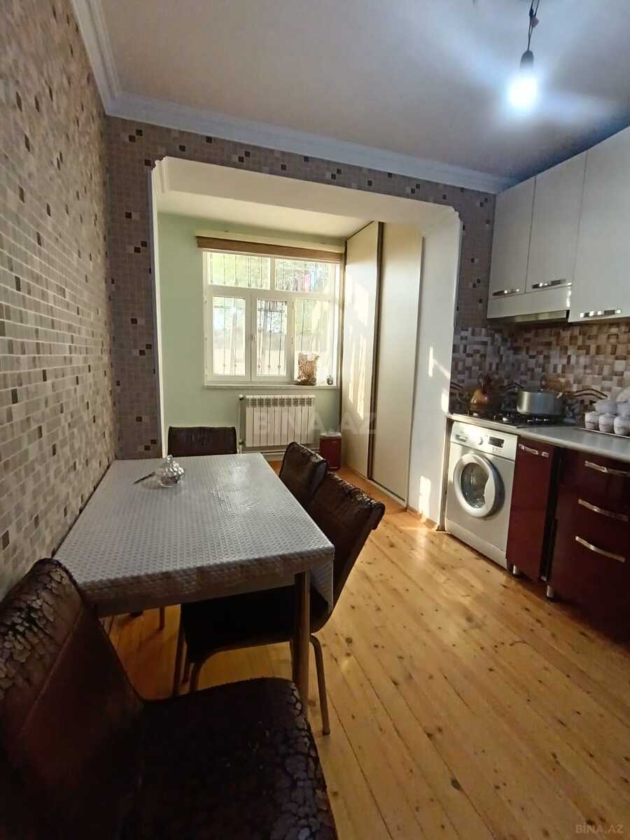 3 otaqlı Köhnə tikili, Sumqayıt