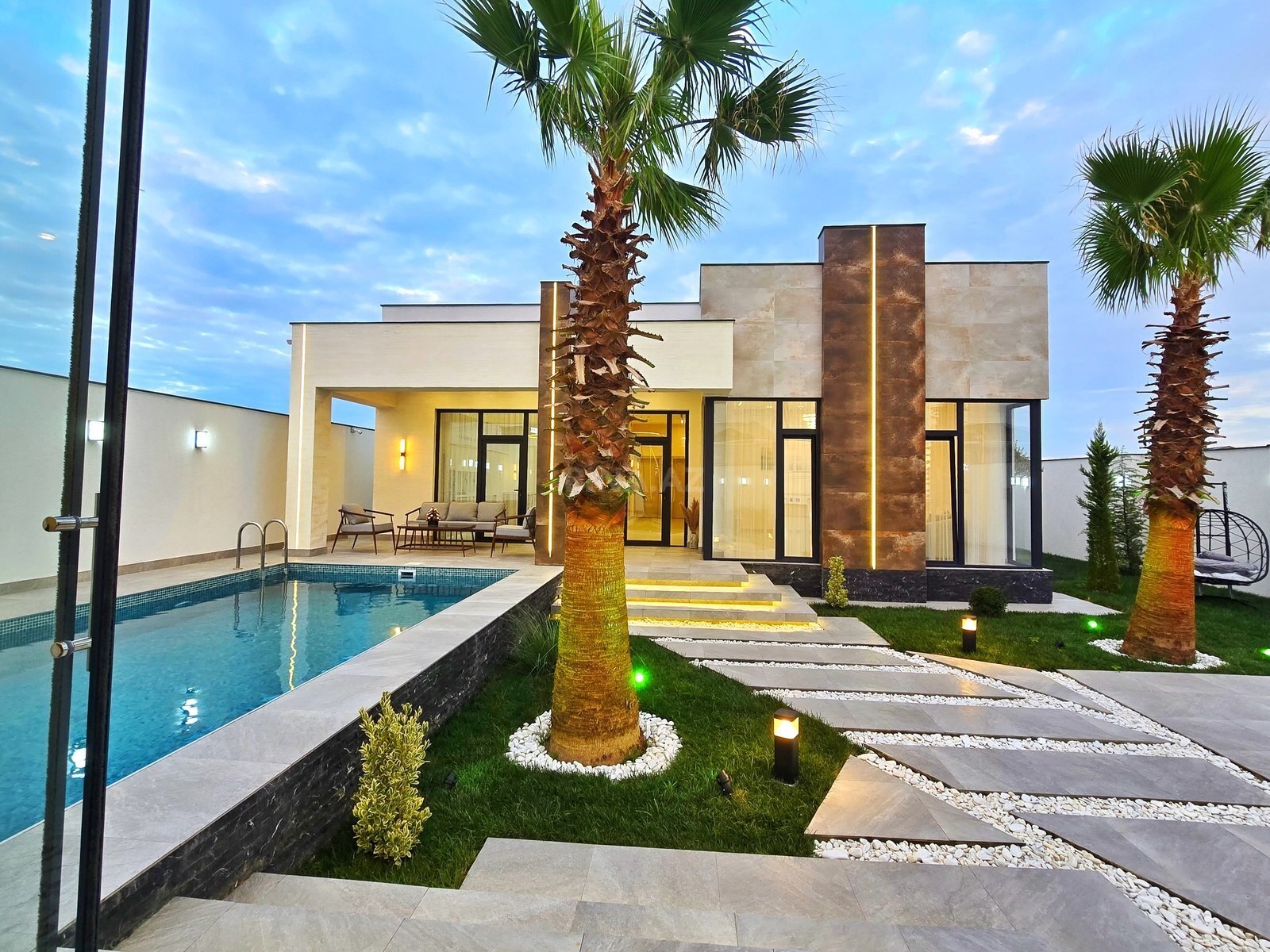 5 otaqlı Həyət evi/Bağ evi, Şüvəlan q., Bakı