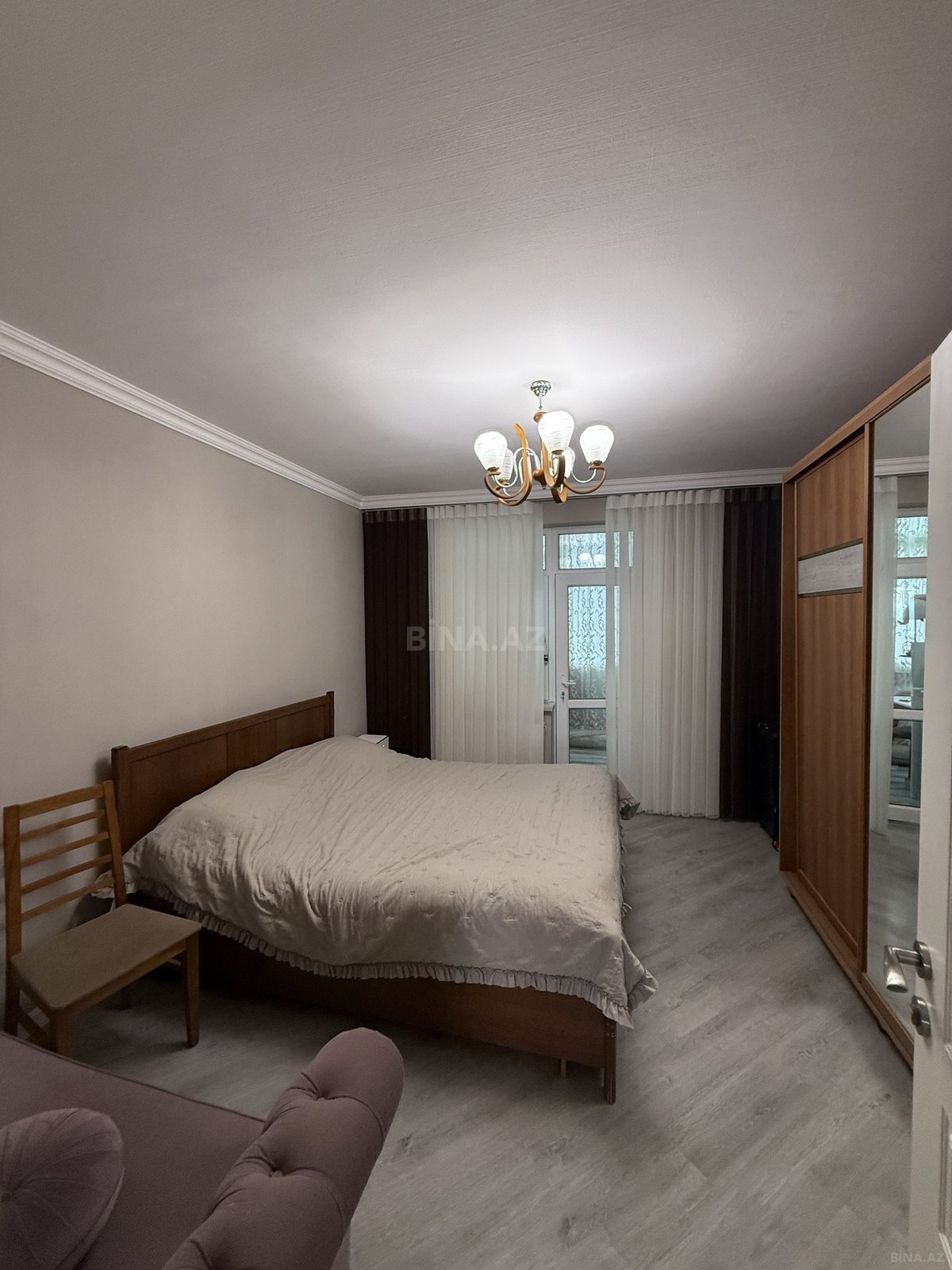 3 otaqlı Köhnə tikili, Bayıl q., Bakı