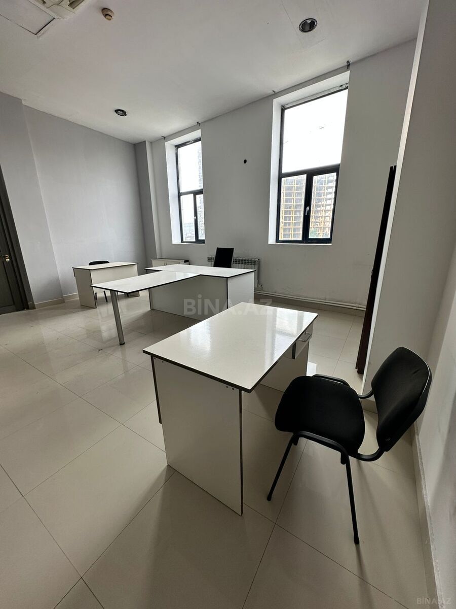 2 otaqlı Ofis, 8 Noyabr m., Bakı