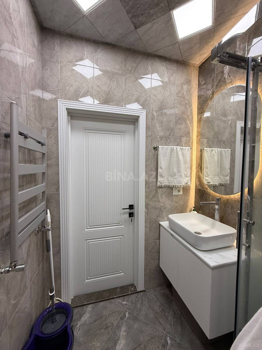 2 otaqlı Köhnə tikili, Bakıxanov q., Bakı