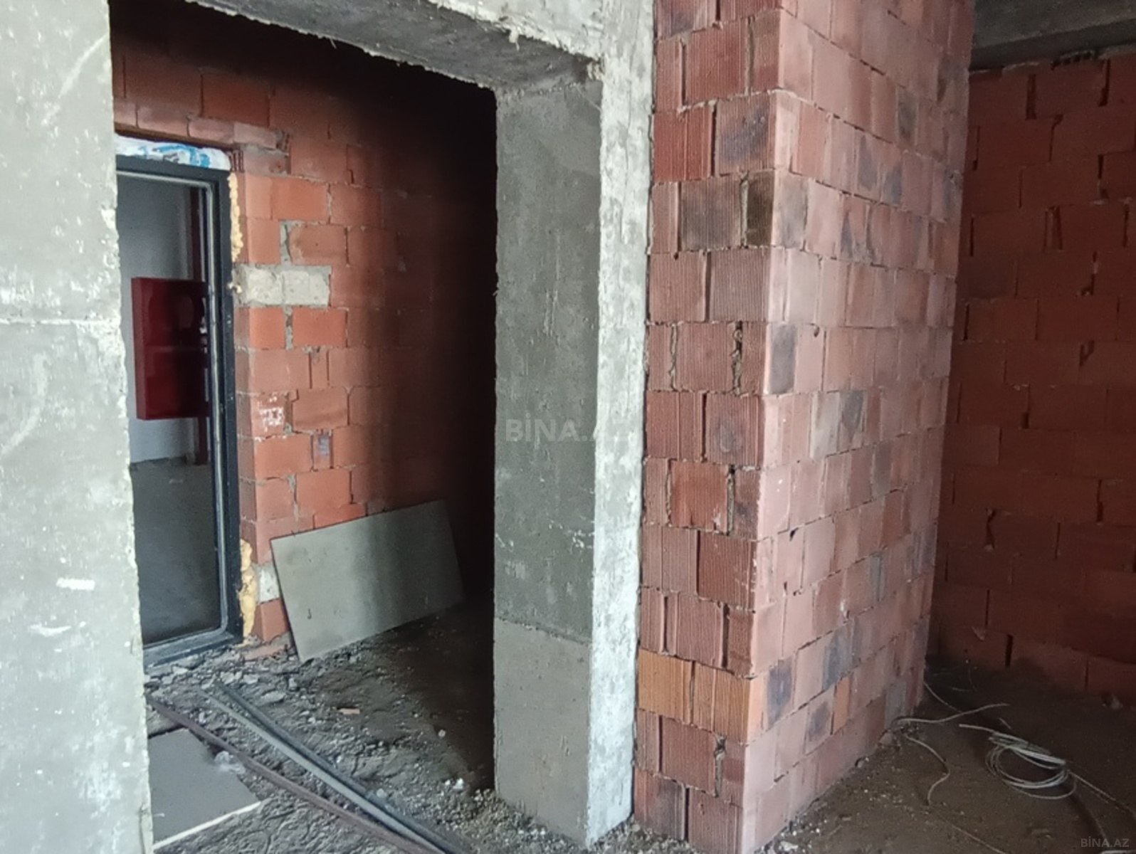 4 otaqlı Yeni tikili, Şah İsmayıl Xətai m., Bakı