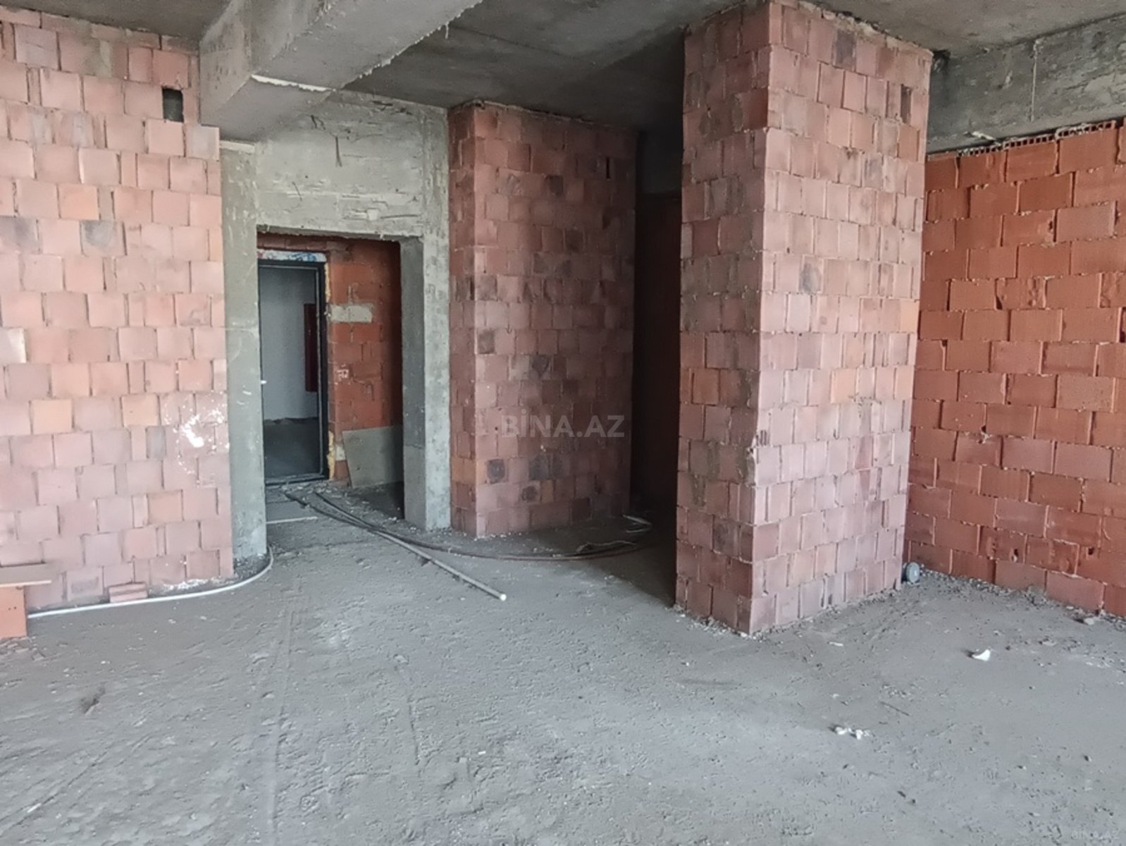 4 otaqlı Yeni tikili, Şah İsmayıl Xətai m., Bakı