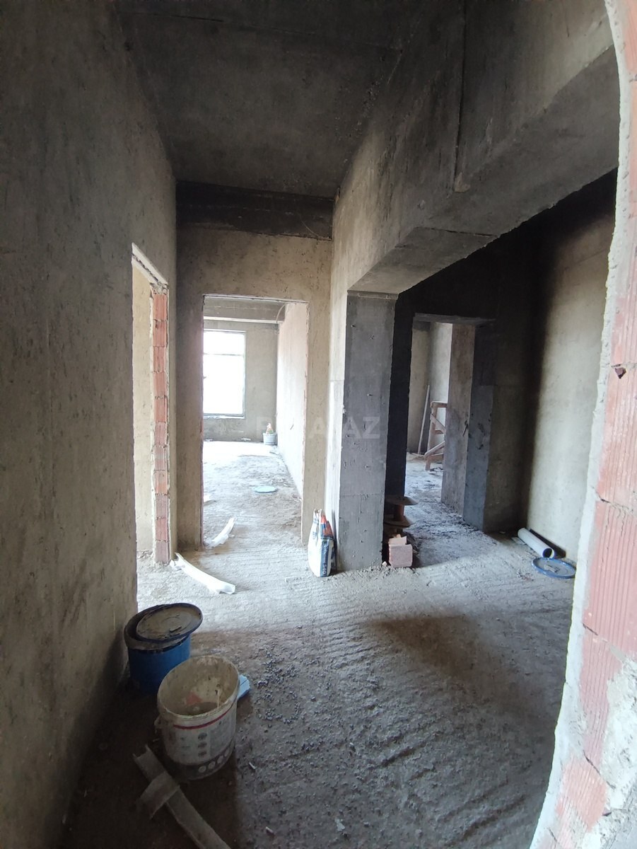 4 otaqlı Yeni tikili, Şah İsmayıl Xətai m., Bakı