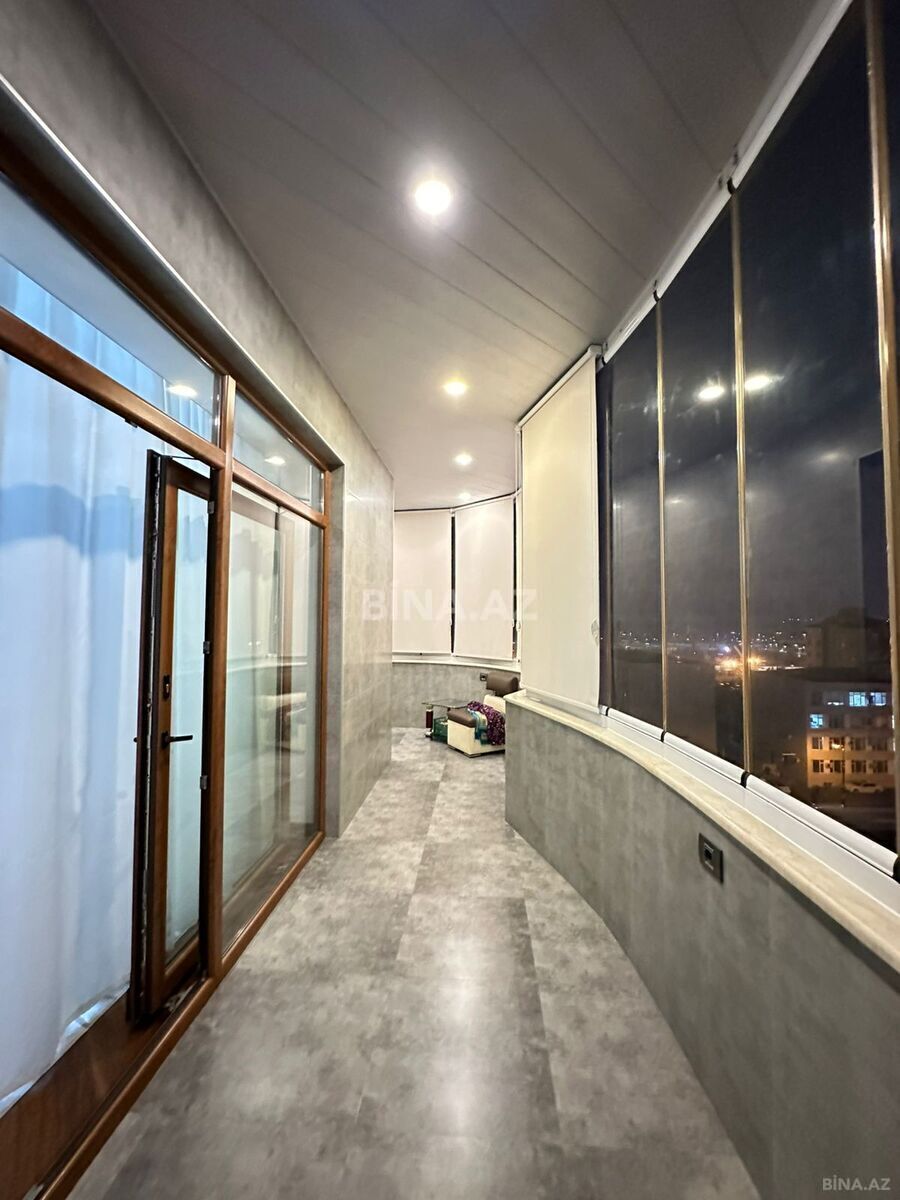 3 otaqlı Yeni tikili, Şah İsmayıl Xətai m., Bakı