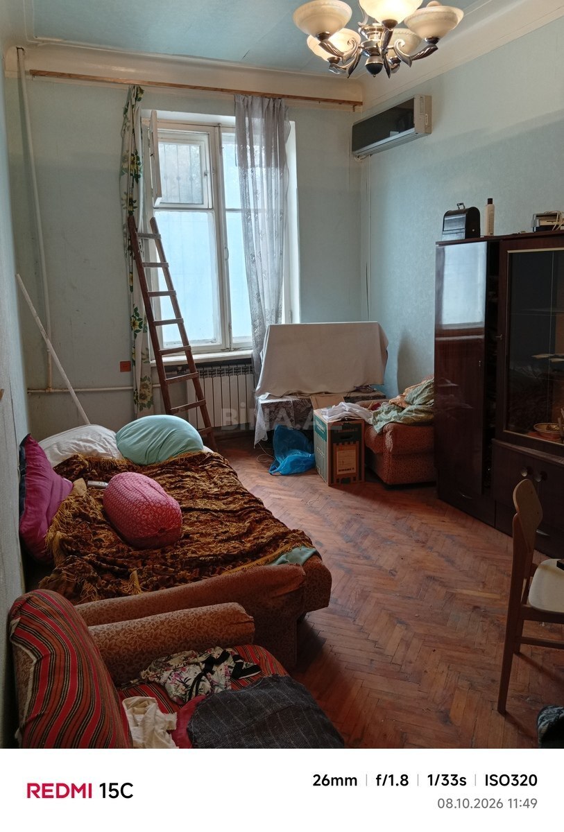 2 otaqlı Köhnə tikili, Elmlər Akademiyası m., Bakı