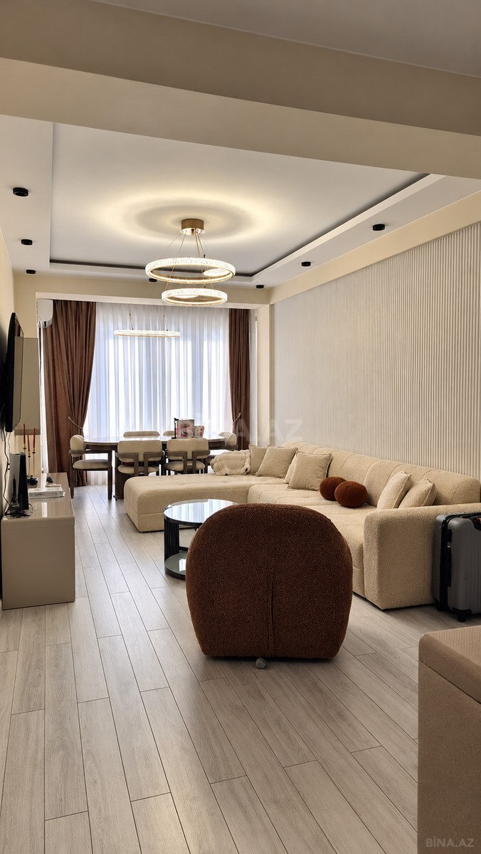 3 otaqlı Yeni tikili, İnşaatçılar m., Bakı