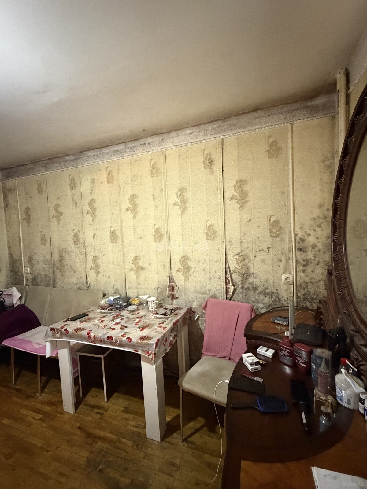 2 otaqlı Köhnə tikili, Bayıl q., Bakı