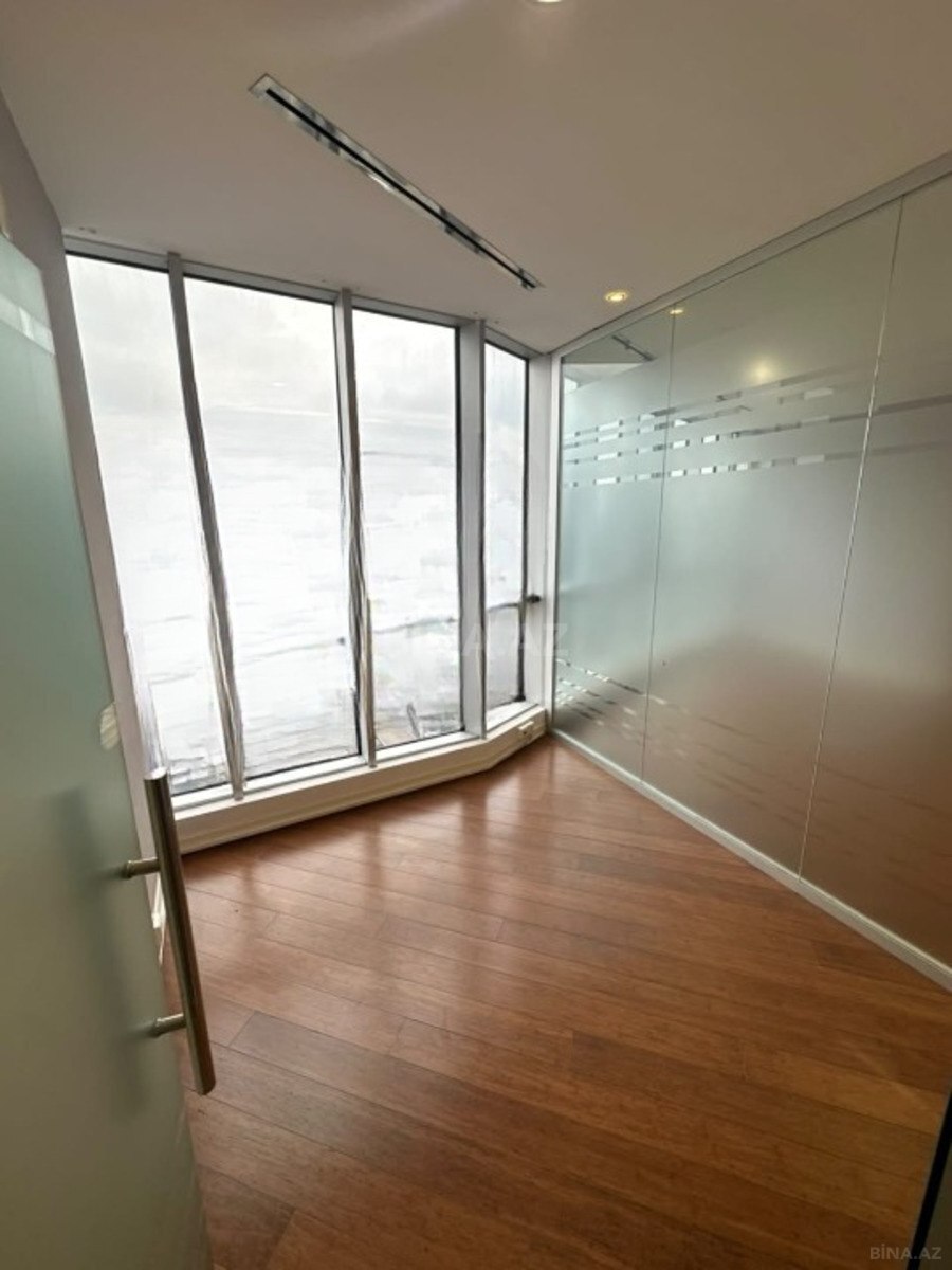 3 otaqlı Ofis, Bakmil m., Bakı