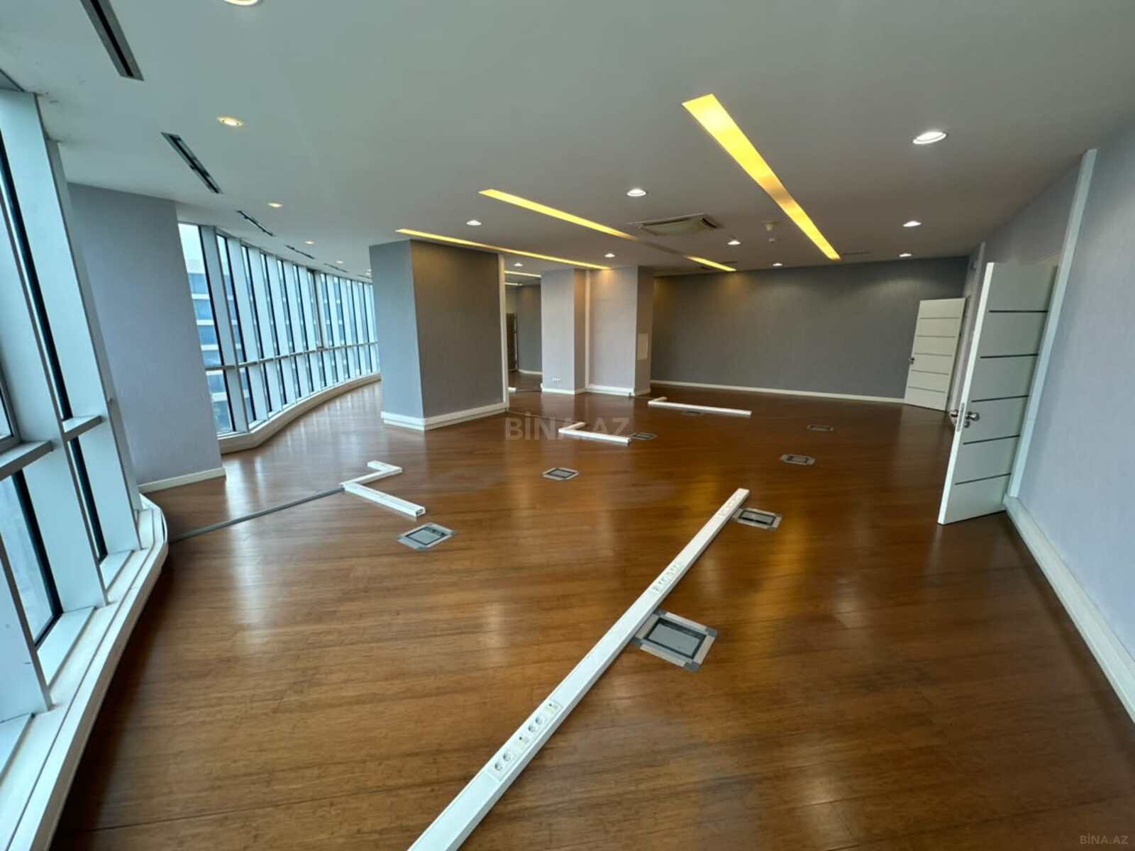 3 otaqlı Ofis, Bakmil m., Bakı