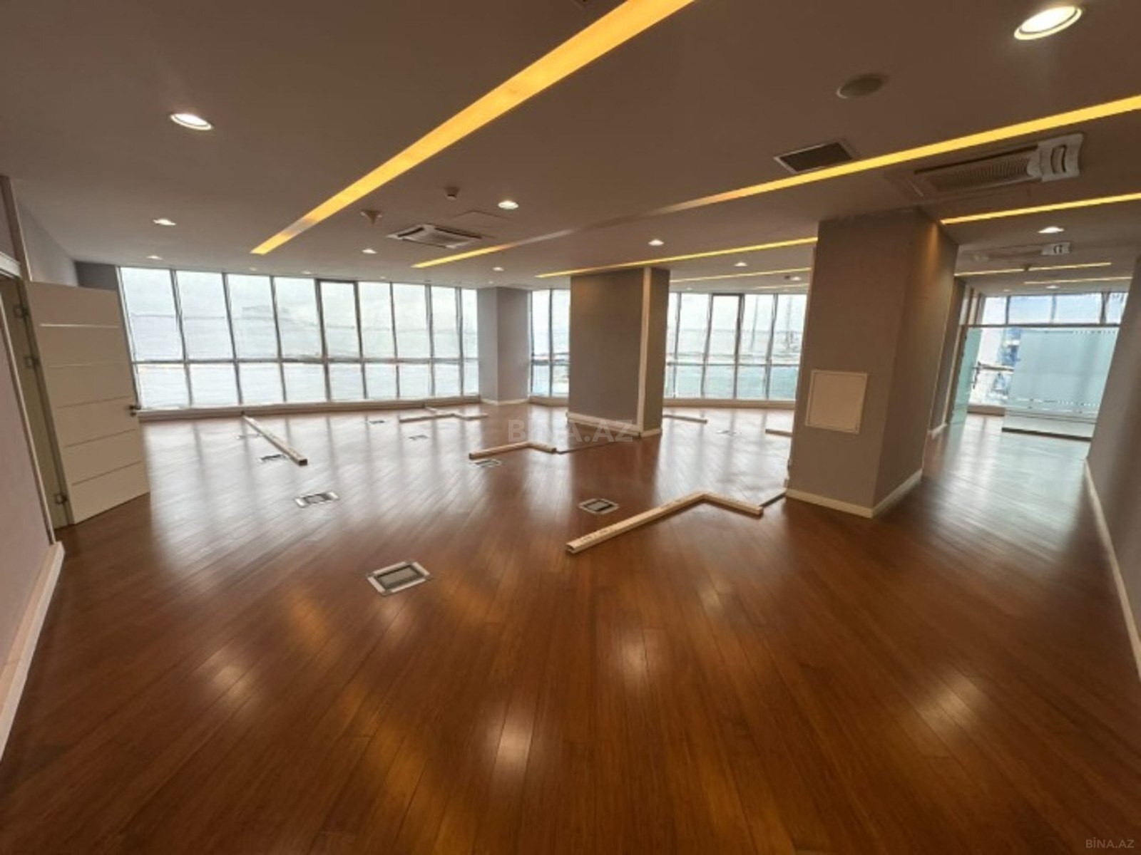 3 otaqlı Ofis, Bakmil m., Bakı