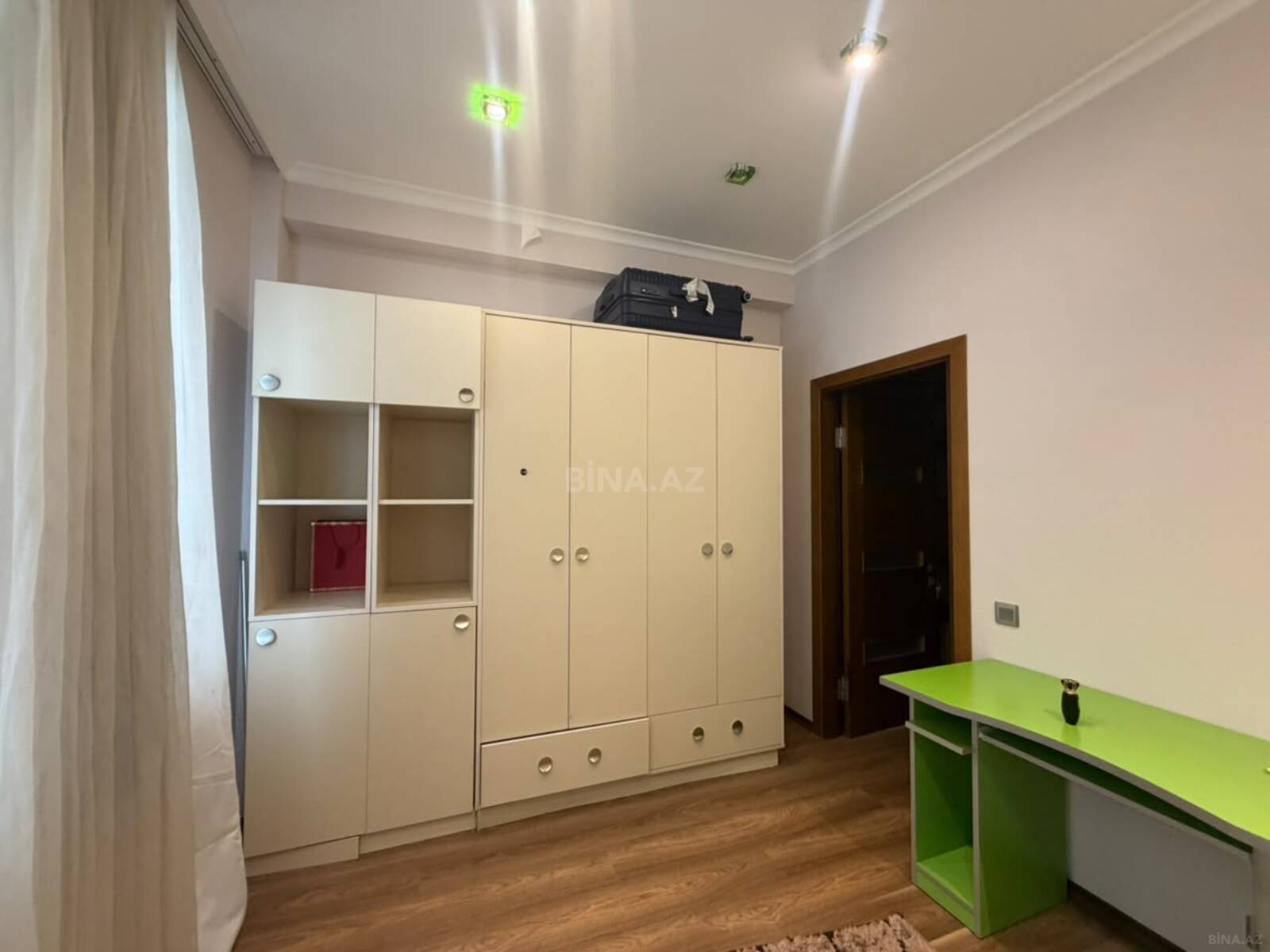 3 otaqlı Yeni tikili, İçəri Şəhər m., Bakı