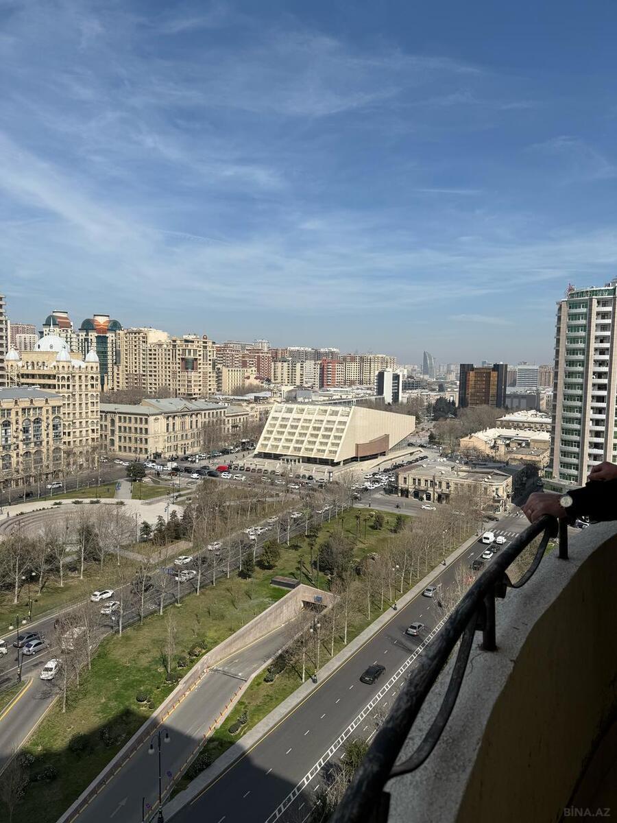 3 otaqlı Yeni tikili, Sahil m., Bakı