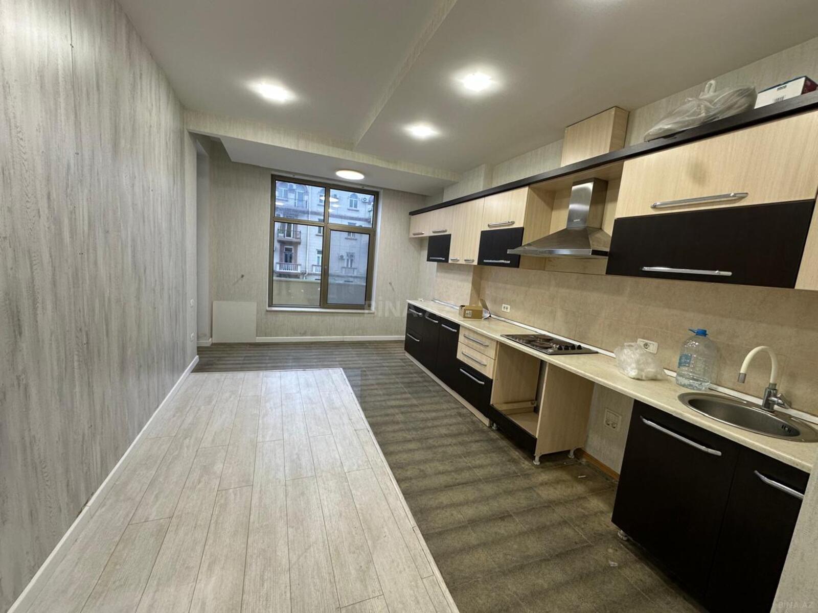 4 otaqlı Ofis, Nizami m., Bakı