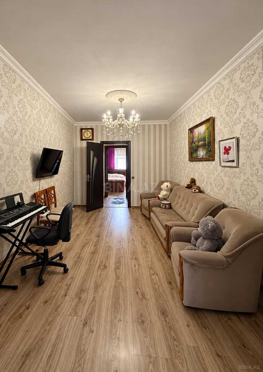 2 otaqlı Köhnə tikili, Elmlər Akademiyası m., Bakı