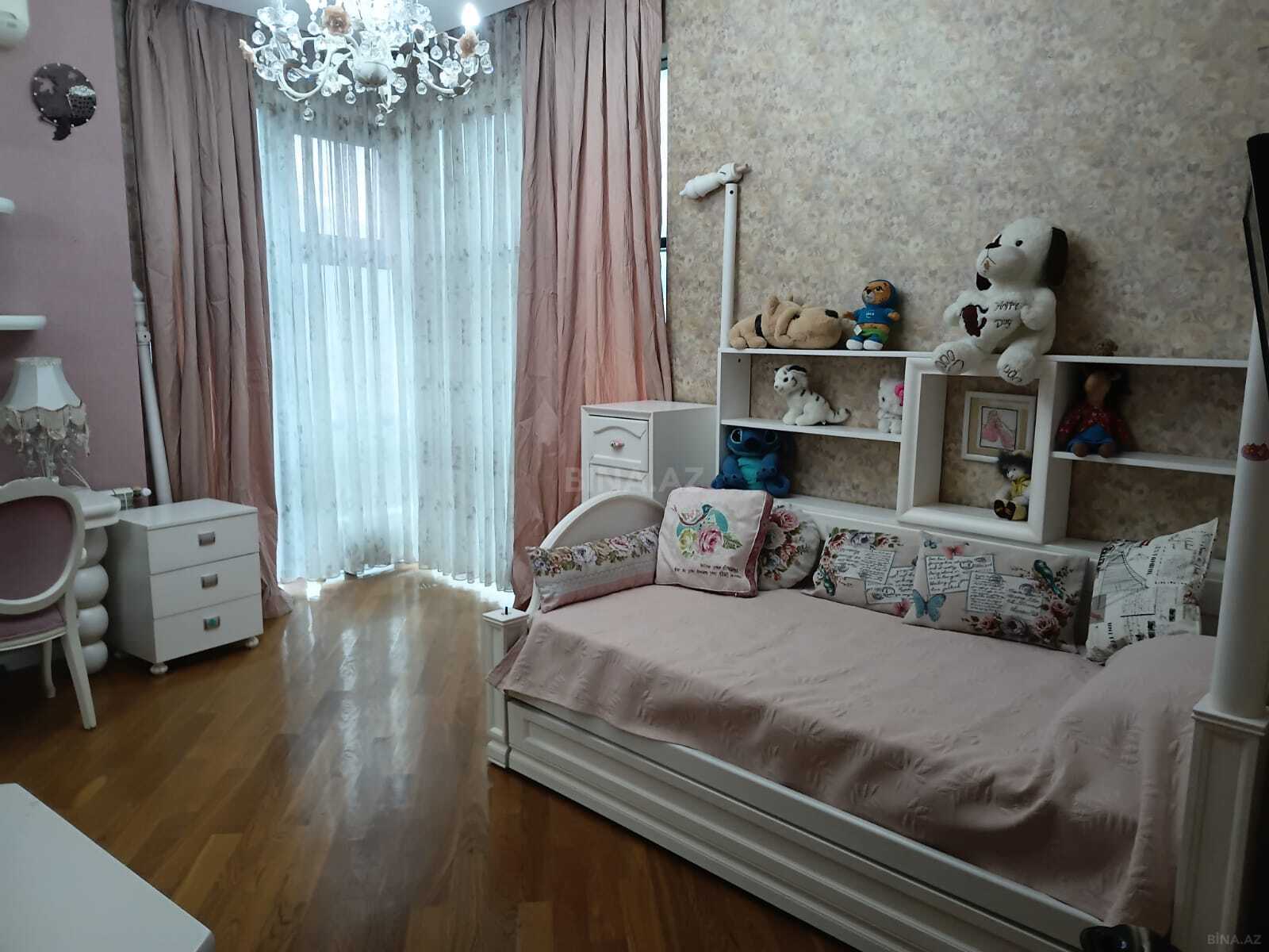 4 otaqlı Yeni tikili, 28 May m., Bakı