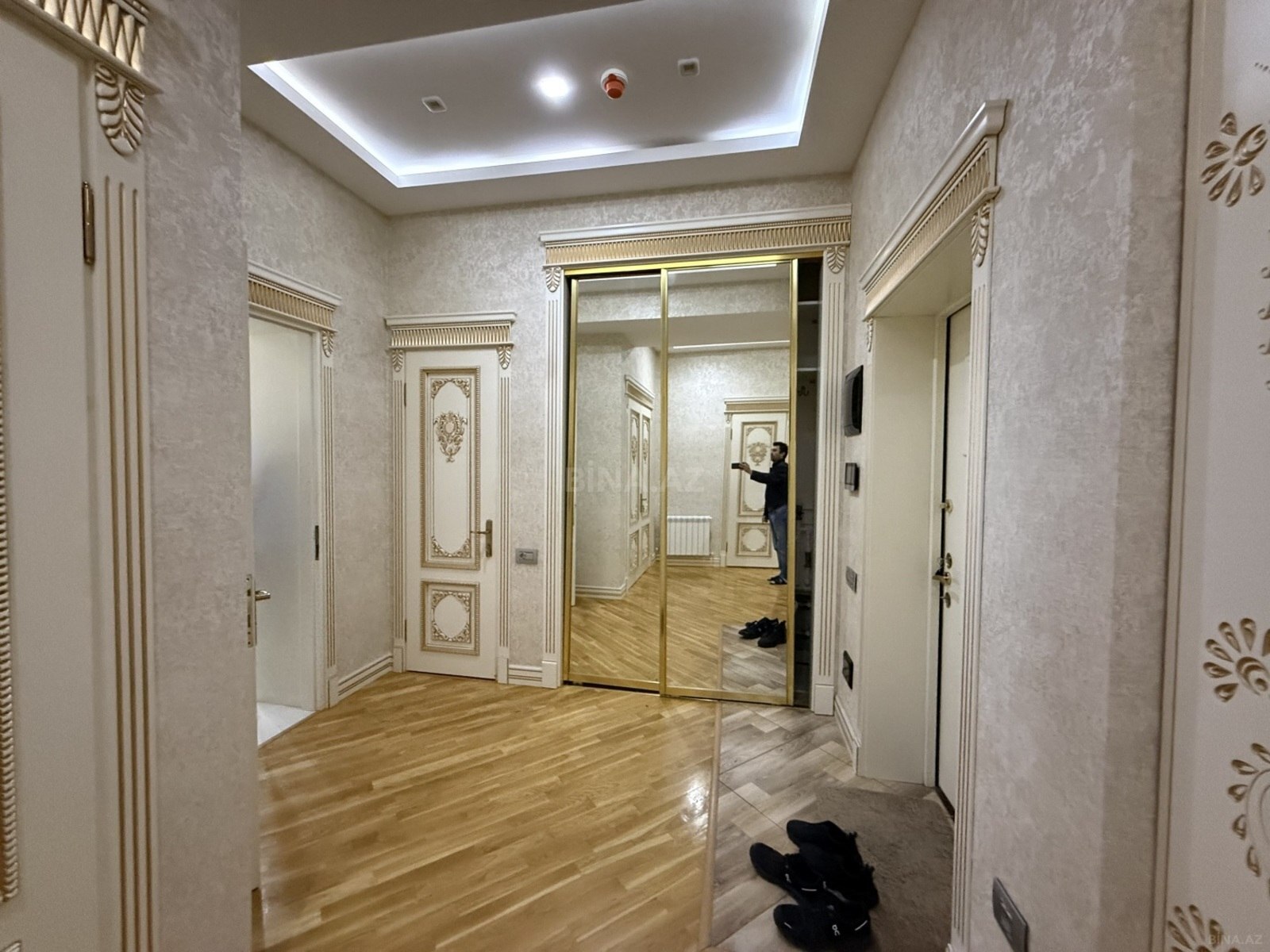 2 otaqlı Yeni tikili, Elmlər Akademiyası m., Bakı