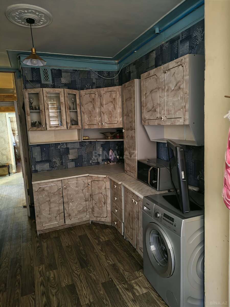 3 otaqlı Köhnə tikili, Azadlıq Prospekti m., Bakı