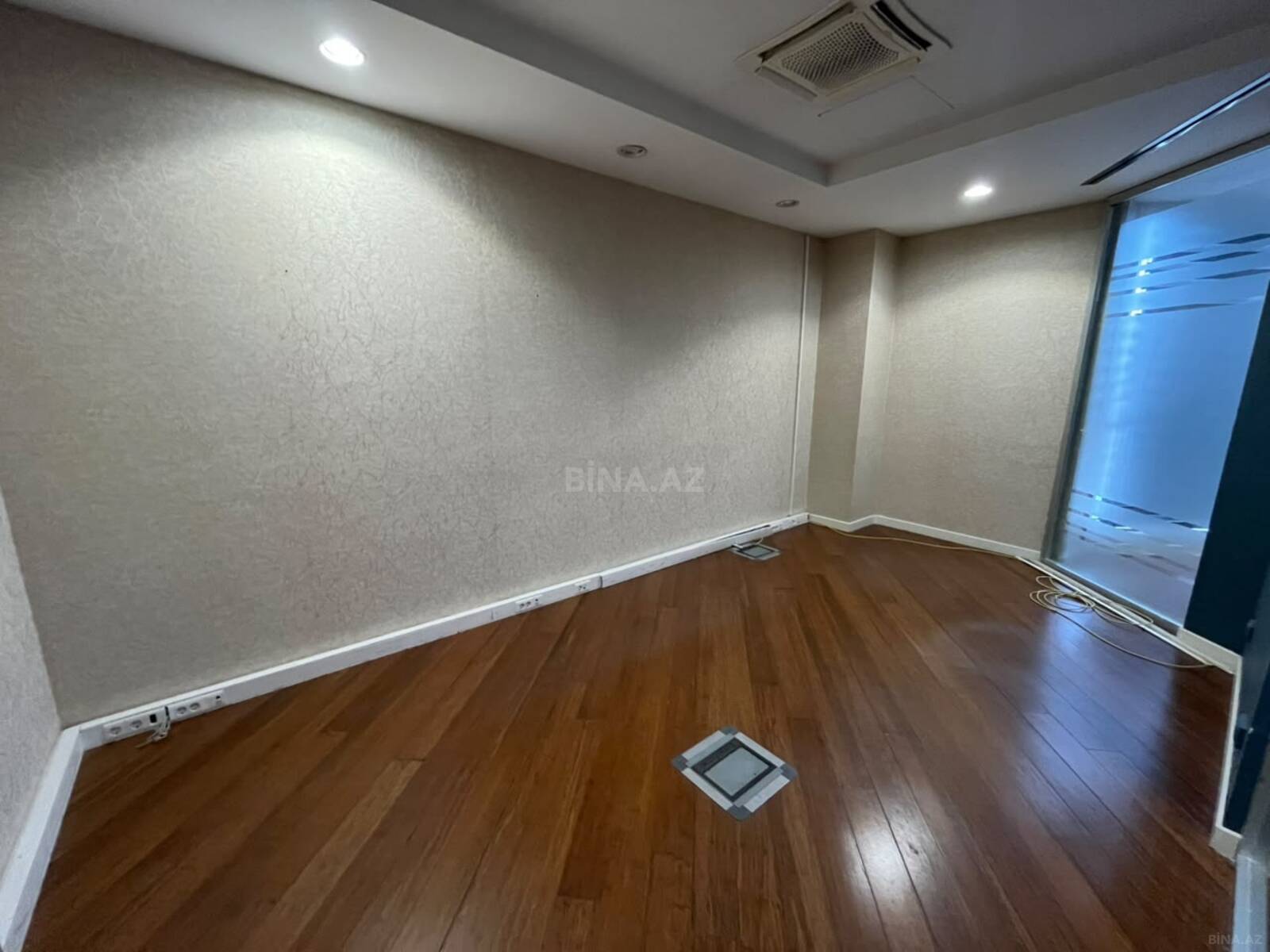6 otaqlı Ofis, Bakmil m., Bakı