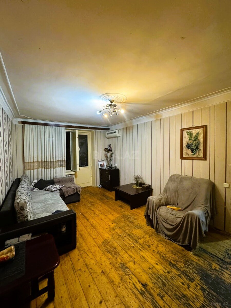 2 otaqlı Köhnə tikili, Qara Qarayev m., Bakı