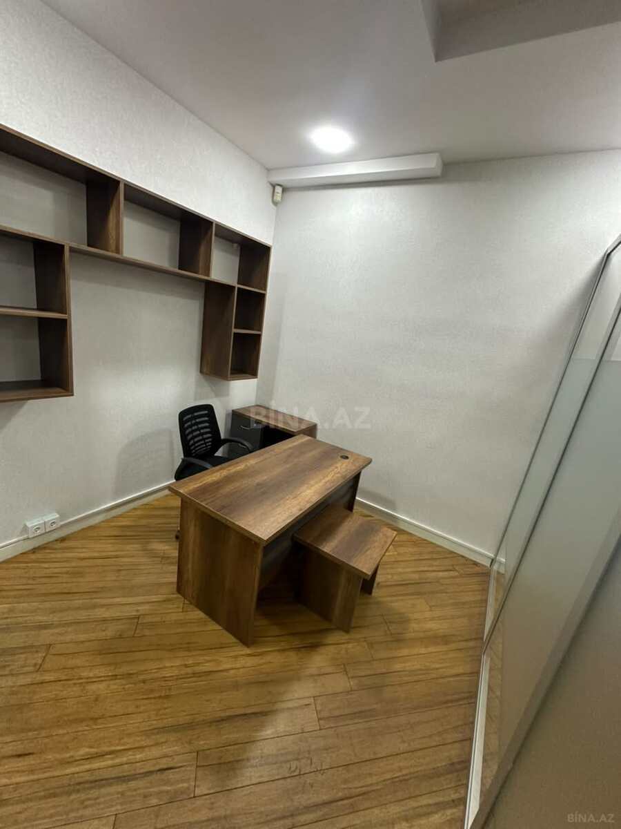10 otaqlı Ofis, Bakmil m., Bakı