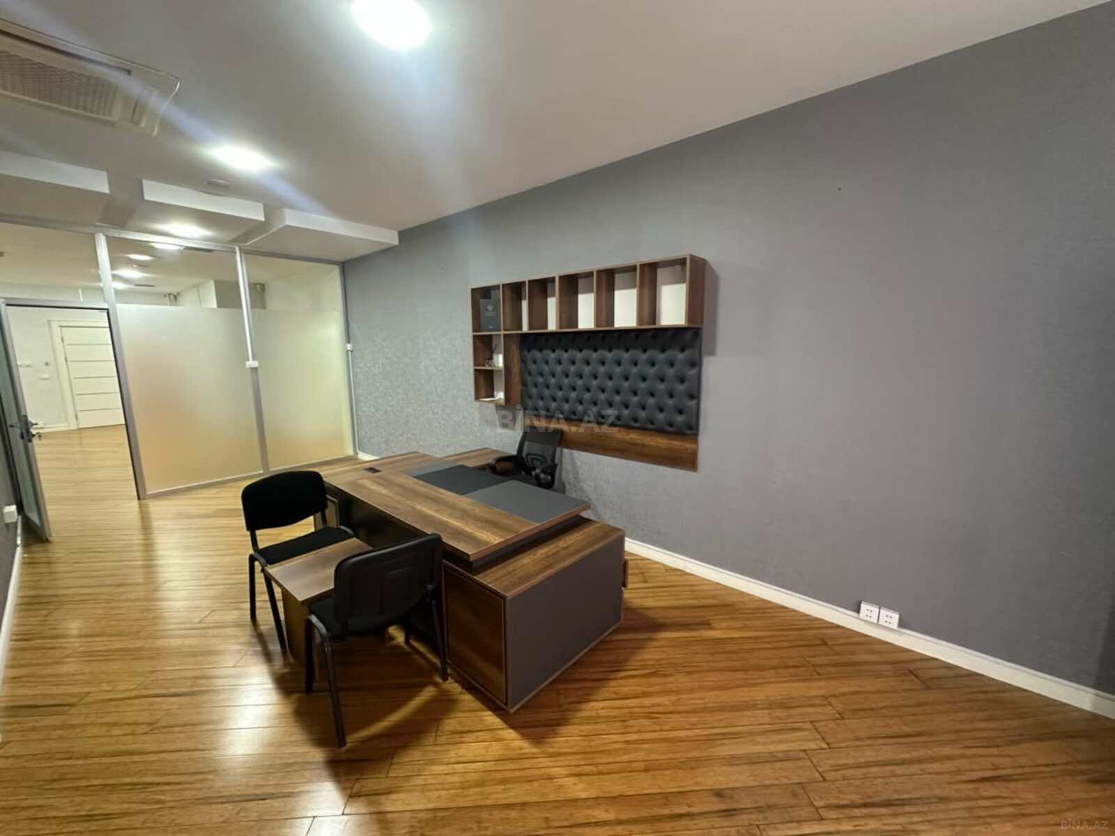 10 otaqlı Ofis, Bakmil m., Bakı
