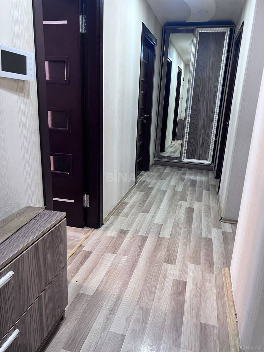 3 otaqlı Köhnə tikili, Neftçilər m., Bakı