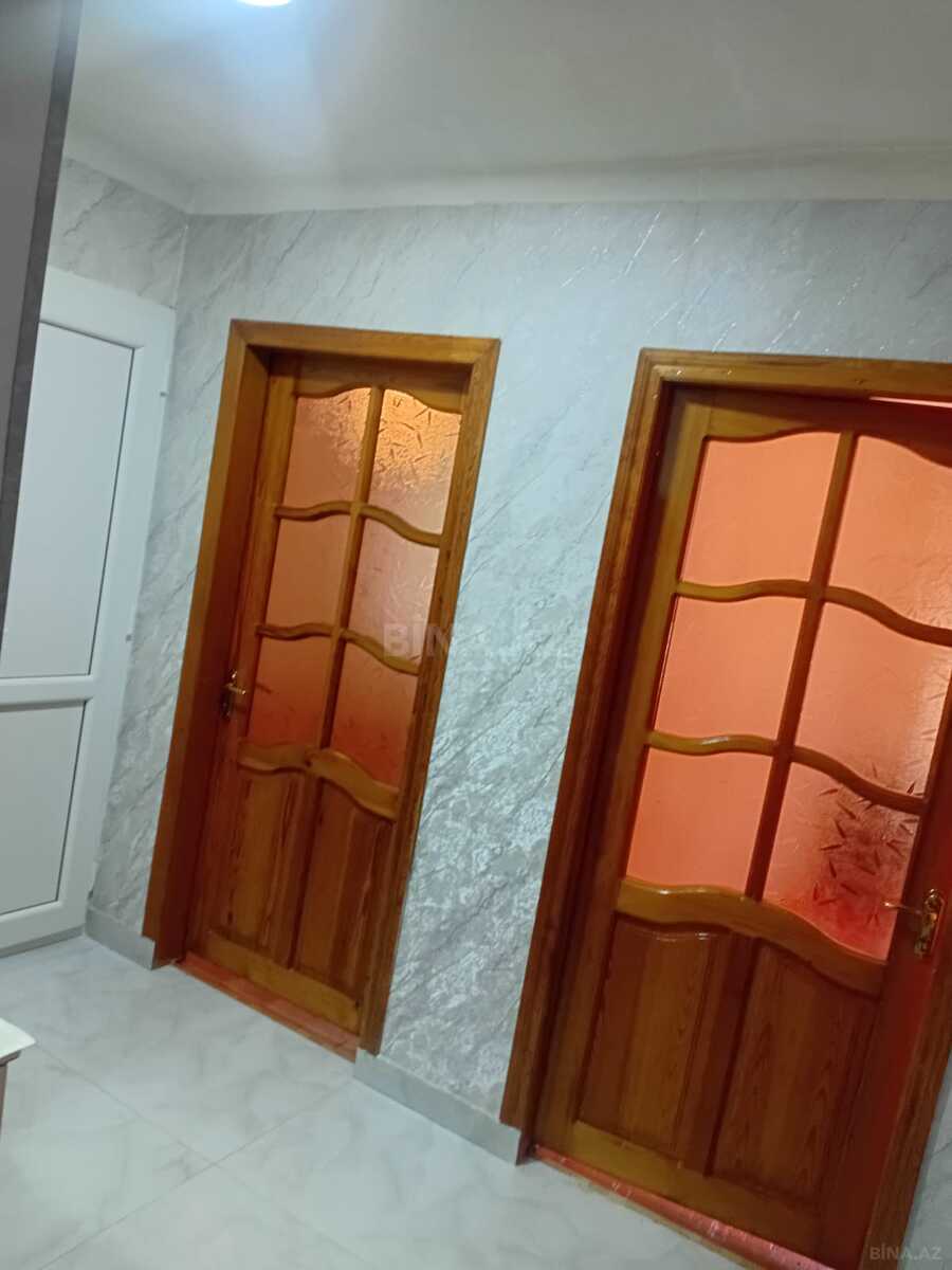 2 otaqlı Köhnə tikili, 8-ci mikrorayon q., Bakı