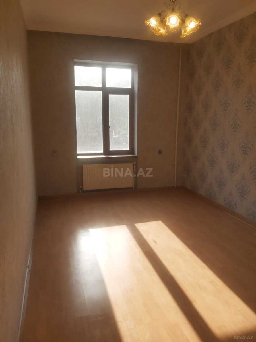 3 otaqlı Köhnə tikili, Gənclik m., Bakı