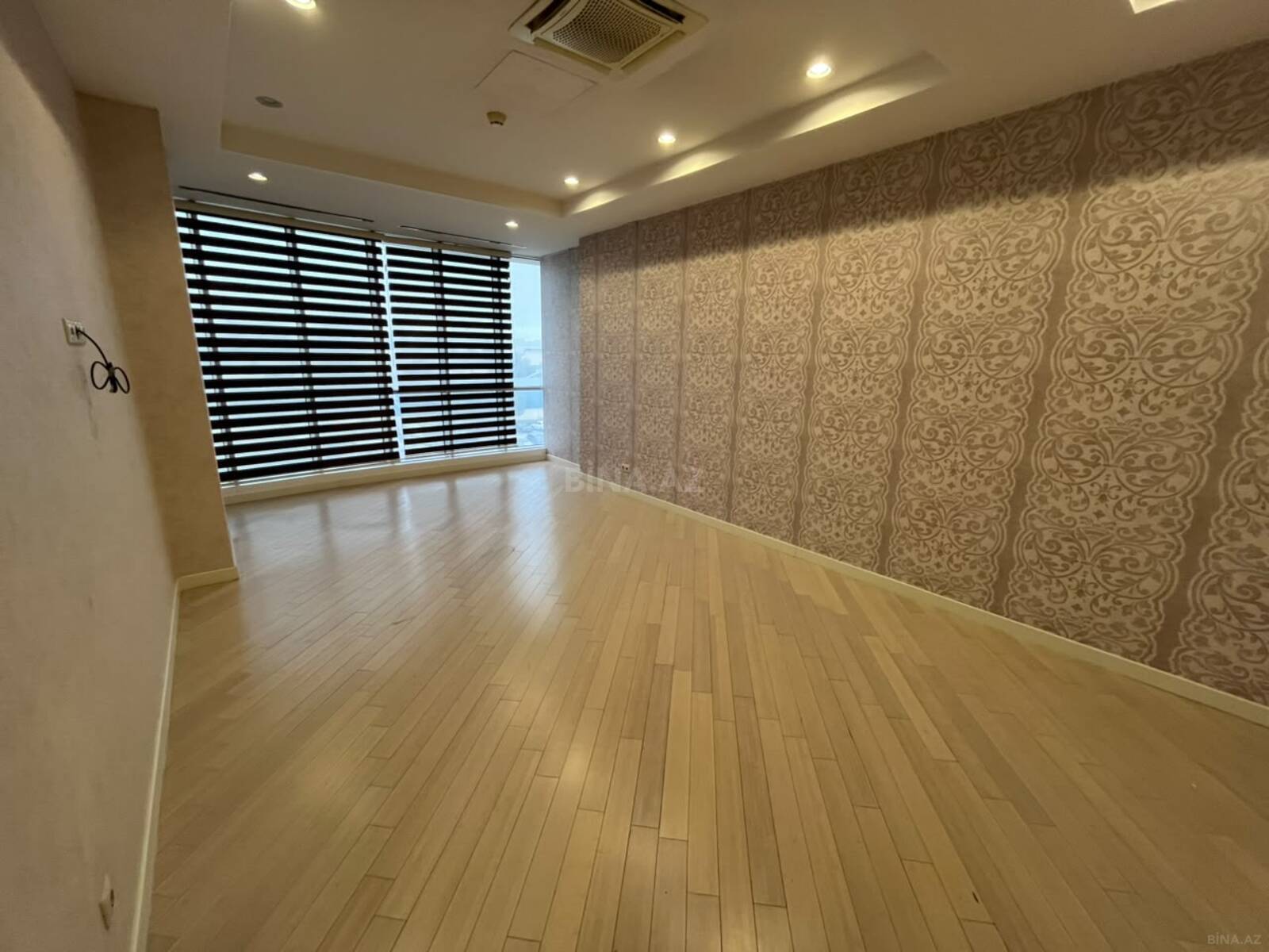 10 otaqlı Ofis, Bakmil m., Bakı