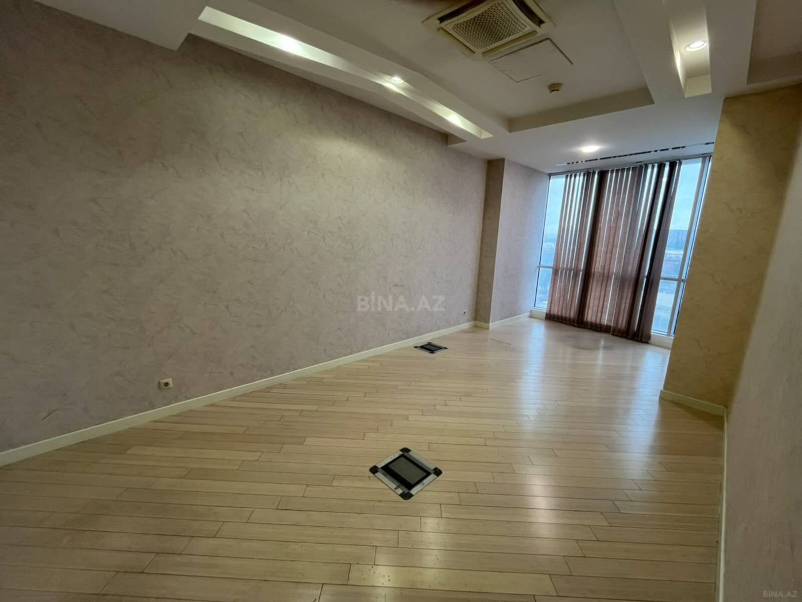 10 otaqlı Ofis, Bakmil m., Bakı