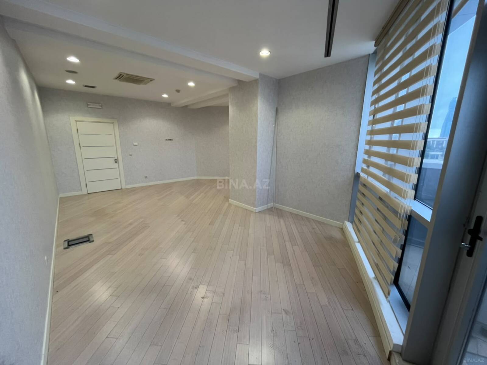 10 otaqlı Ofis, Bakmil m., Bakı