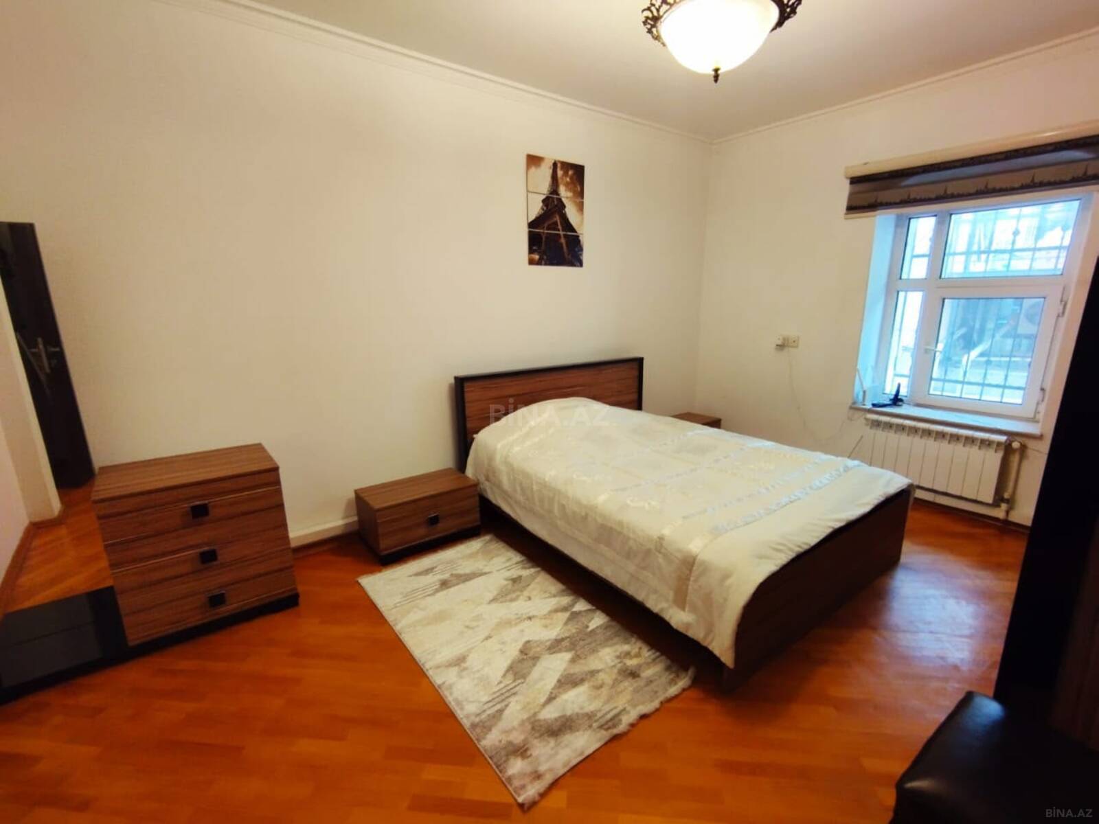 3 otaqlı Köhnə tikili, Sahil m., Bakı