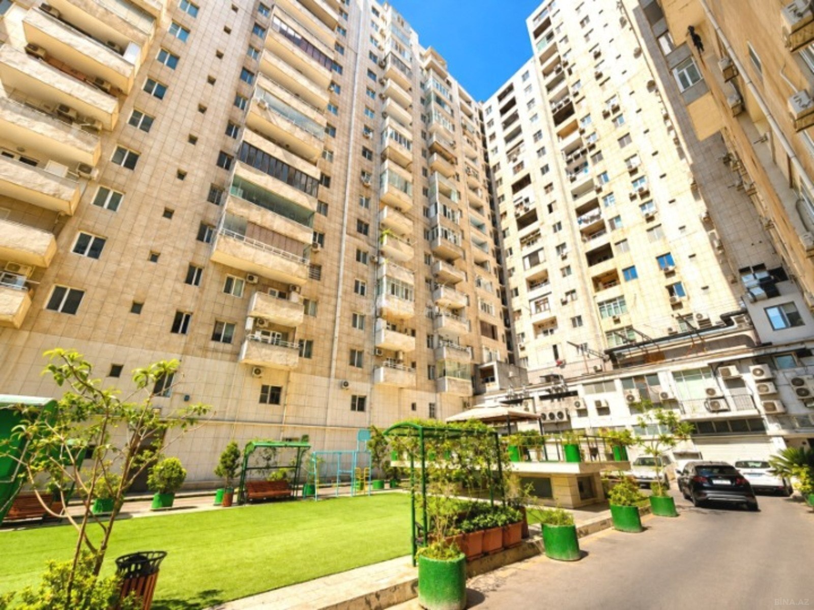 3 otaqlı Yeni tikili, 28 May m., Bakı